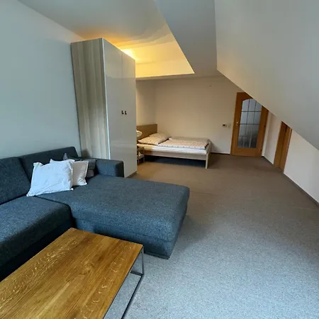 Rokytnice Nad Jizerou, Modra Hvezda Rokytnice nad Jizerou